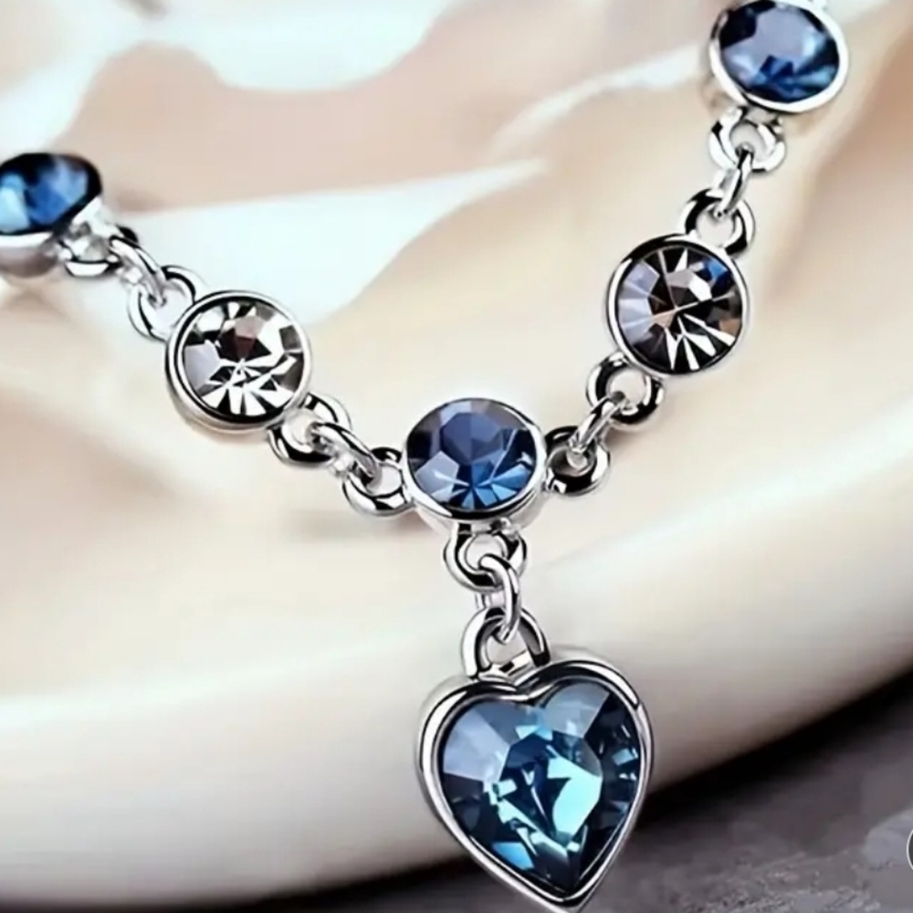 Stunning Heart Of Ocean Rhinestone Braclet - Picture 5 of 6